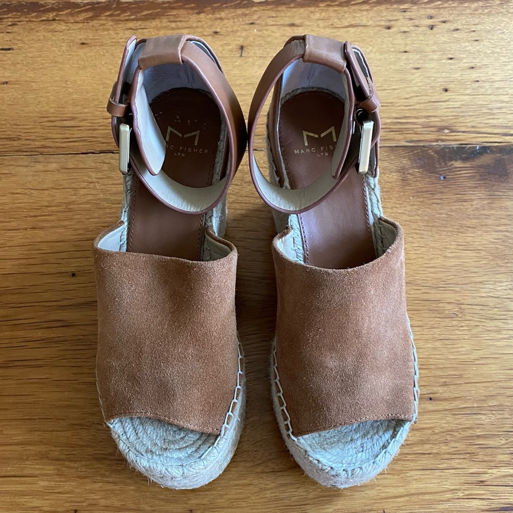 Marc Fisher Adalyn Espadrille Wedge Sandal Women’s SZ 5.5 in Tan Saddle - Picture 2 of 8